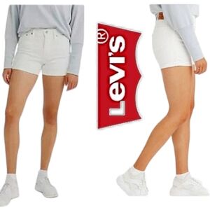 Levi's Women's Mid Rise Distressed White Mid Length Shorts Size 26